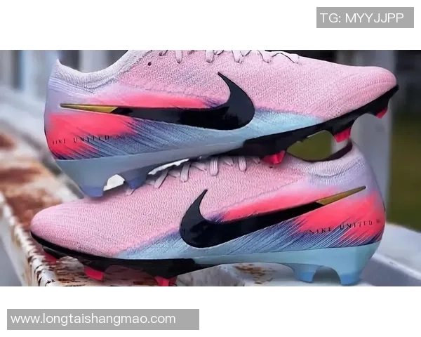 小脚也能飞翔Nike足球鞋专为小脚设计的舒适与性能结合 小脚也能飞翔Nike足球鞋专为小脚设计的舒适与性能结合